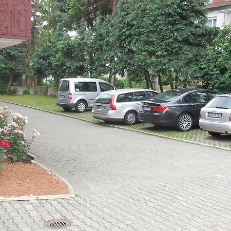 Hotel Garni Am Hechenberg ไมนซ์ ภายนอก รูปภาพ