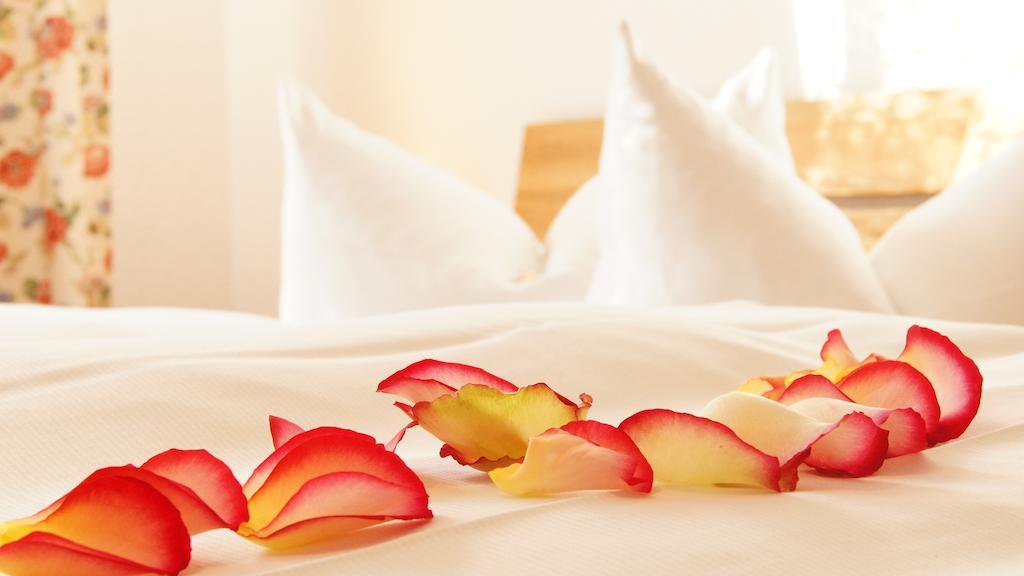 Hotel Garni Am Hechenberg ไมนซ์ ภายนอก รูปภาพ