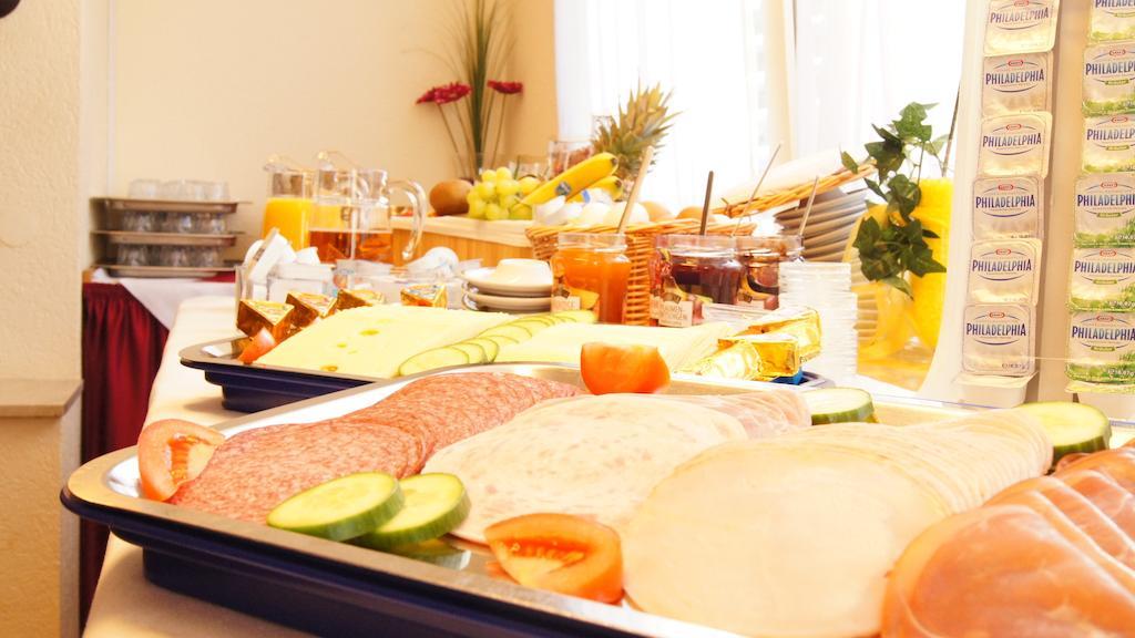 Hotel Garni Am Hechenberg ไมนซ์ ภายนอก รูปภาพ